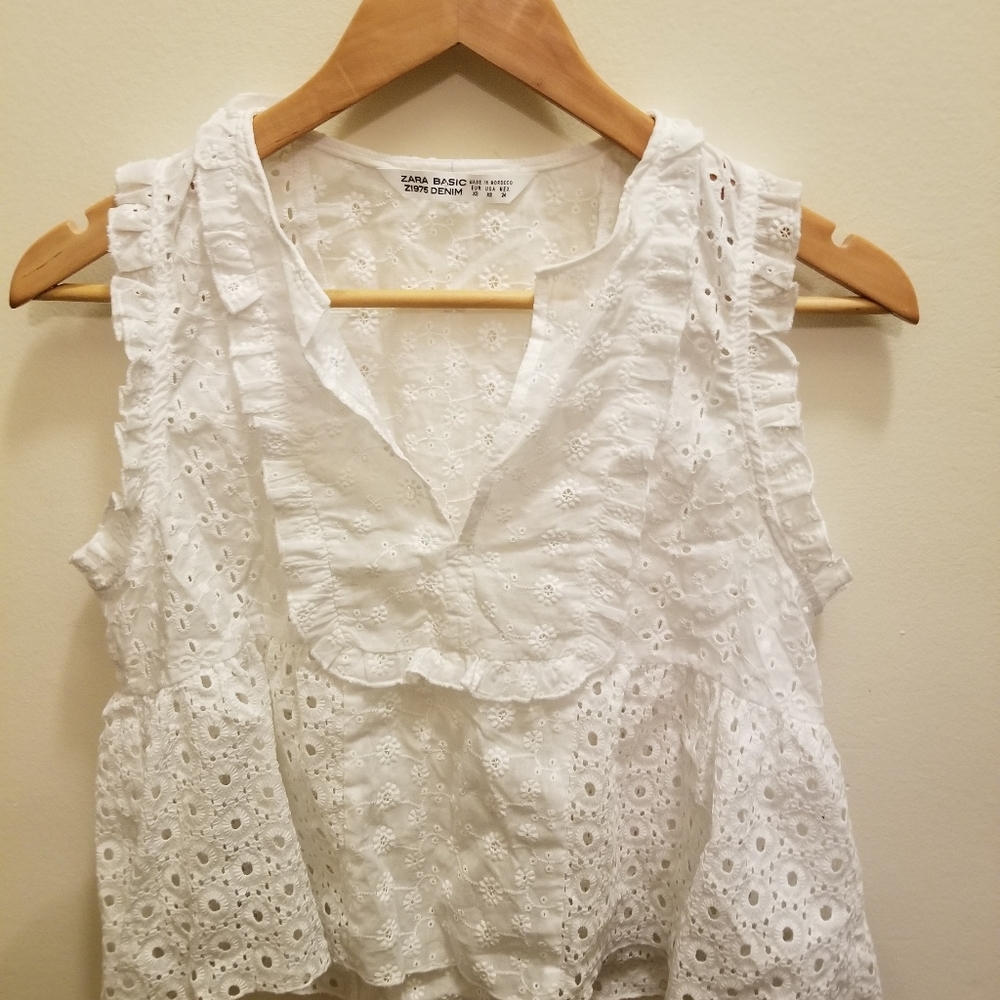 Zara Basic white eyelet top cotton lace